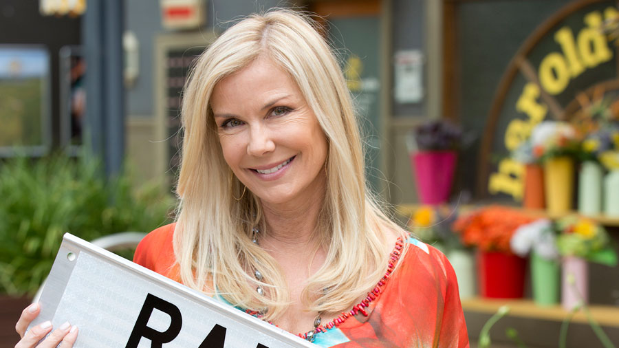 Katherine-Kelly-Lang